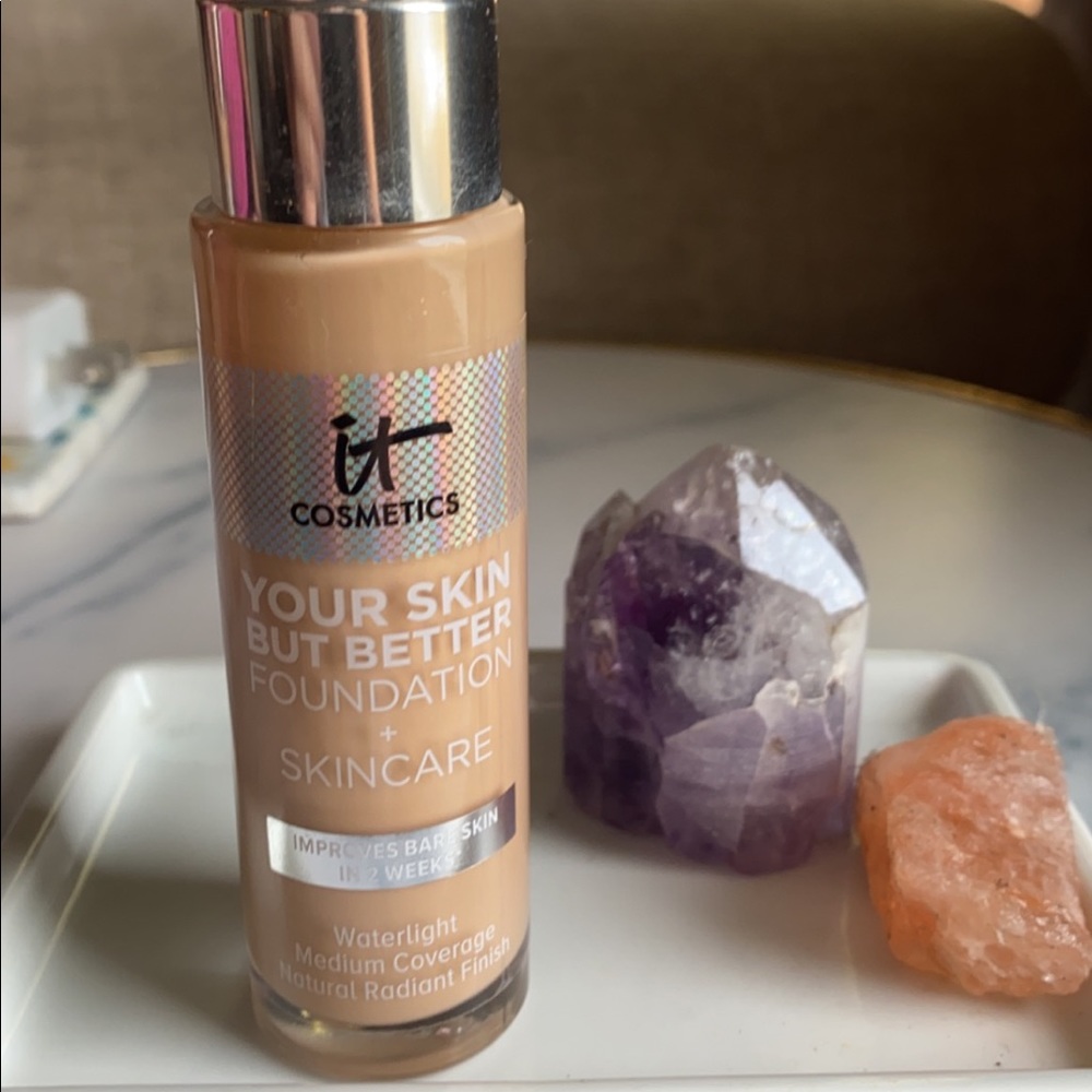 IT cosmetics foundation